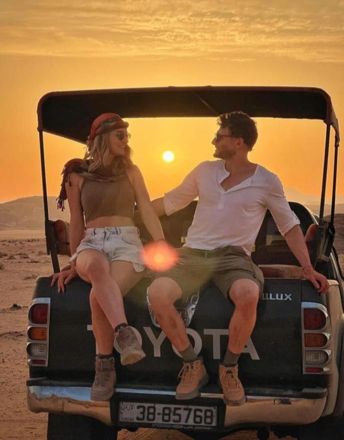 Moon City With Jeep Trips Wadi Rum Eksteriør bilde