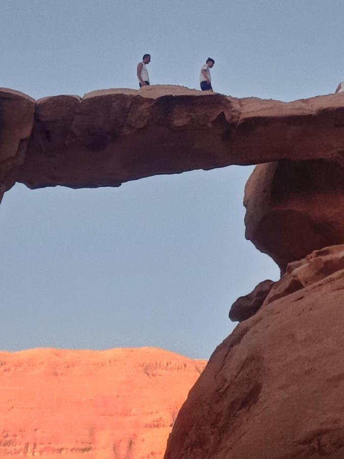 Moon City With Jeep Trips Wadi Rum Eksteriør bilde