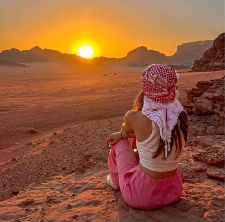 Moon City With Jeep Trips Wadi Rum Eksteriør bilde